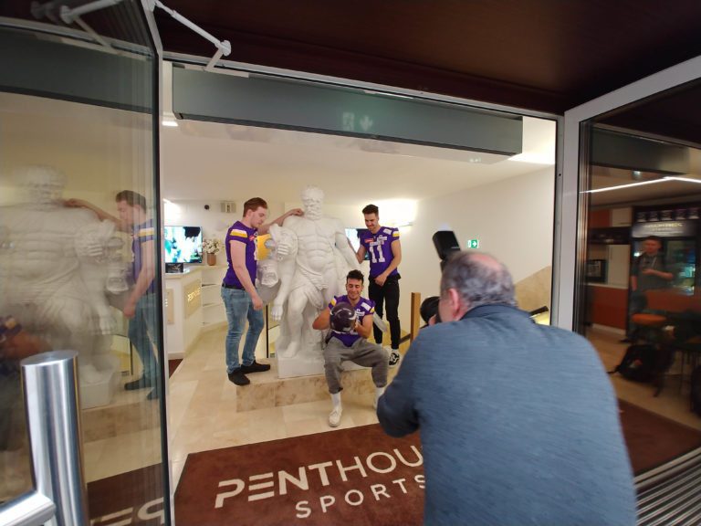 Dacia Vikings zu Gast bei Penthouse Sports