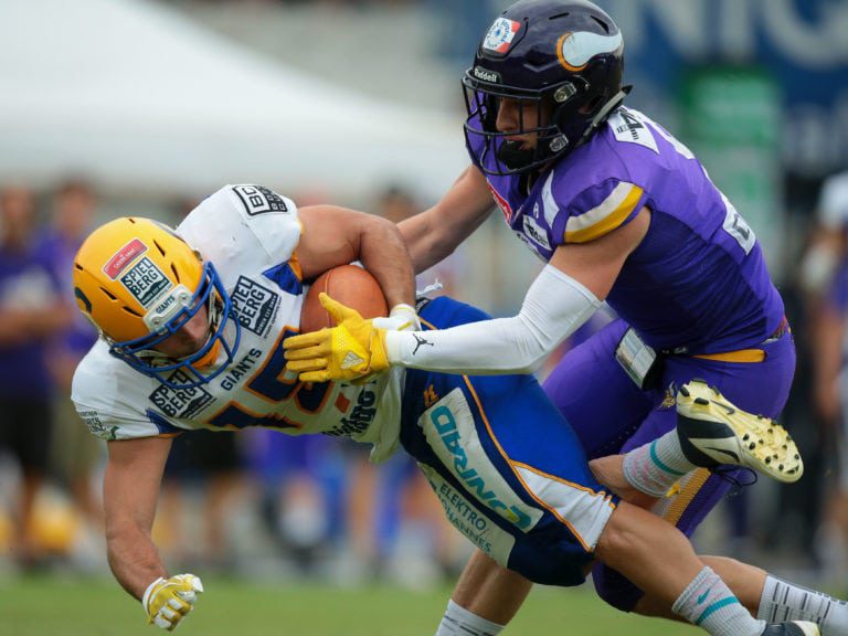 AFL Halbfinale:  Dacia Vikings vs. Projekt Spielberg Graz Giants