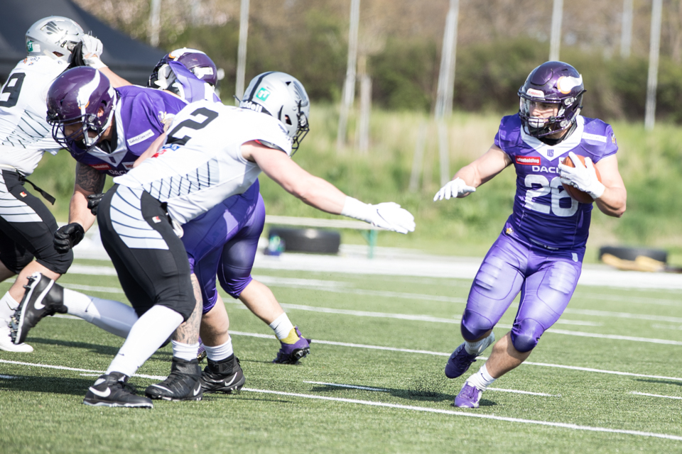 Dacia Vikings siegen im AFL-Kracher gegen Swarco Raiders