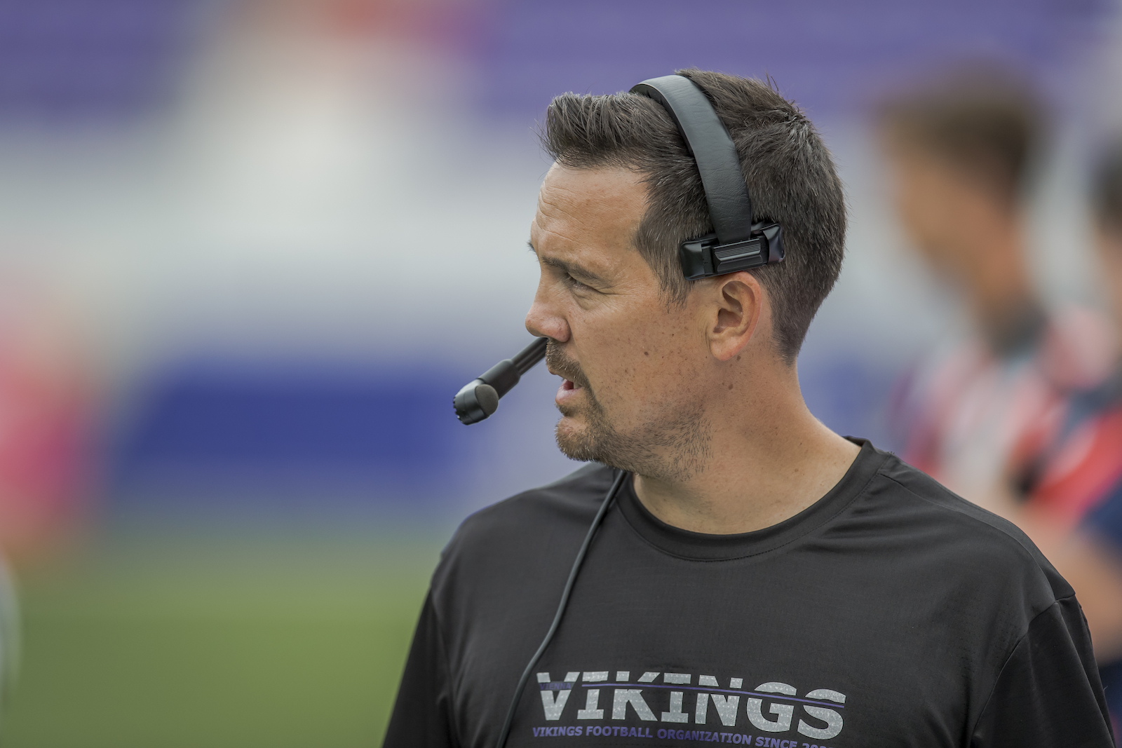 ‚Meister-Coach‘ bekommt Mehrjahresvertrag! Chris Calaycay bleibt Vienna Vikings HC in der European League of Football