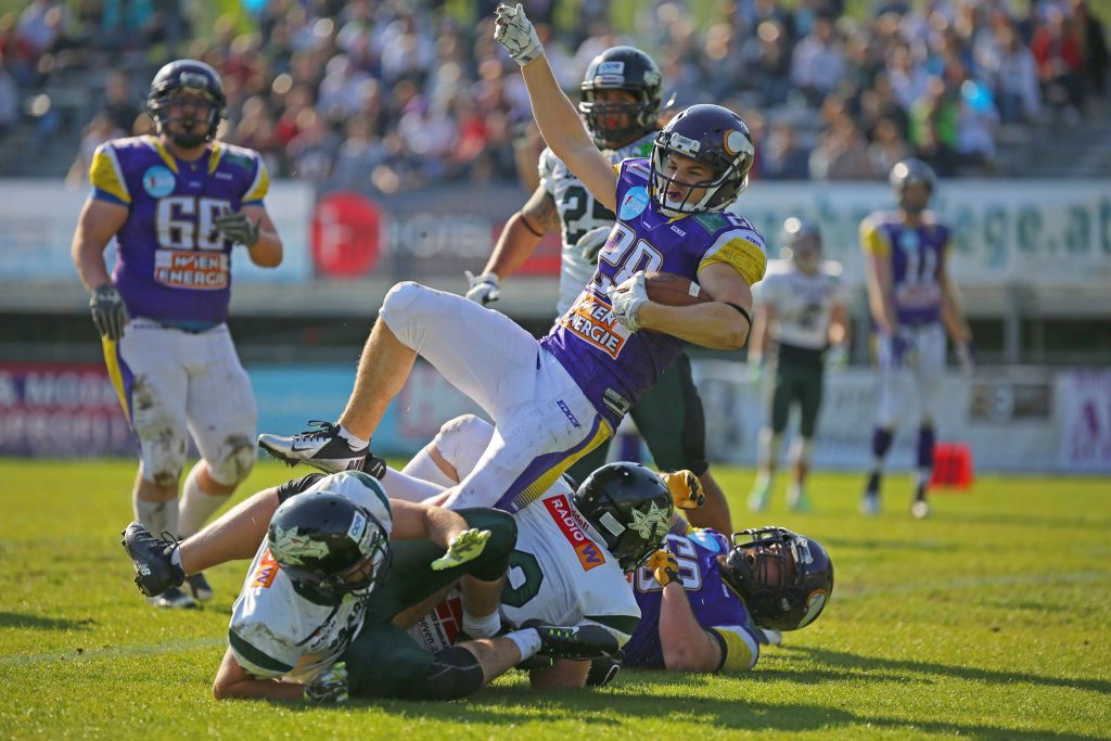 Vikings sichern Blue River Bowl und Tabellenführung