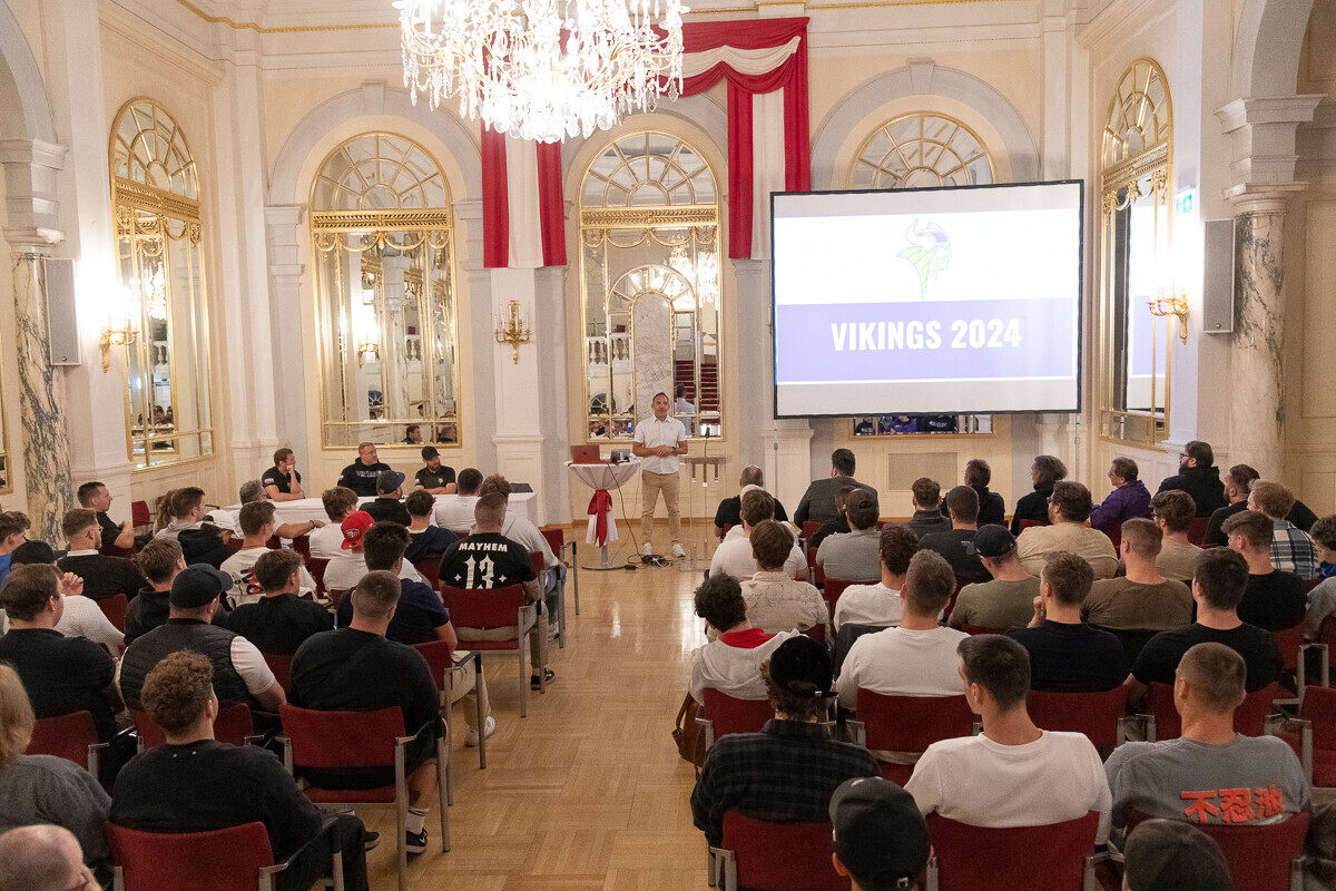 Startschuss der Saison 2024 ist im prachvollen Spiegelsaal des Haus des Sports gefallen 